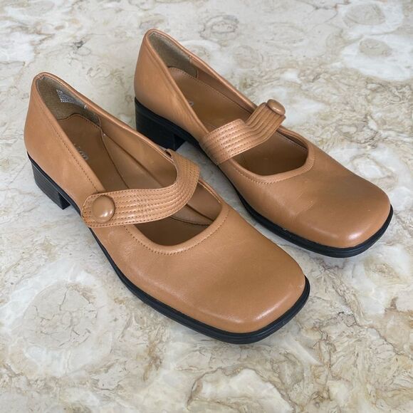 Vintage Square Toe Leather Mary Jane Shoes - Picture 2 of 12